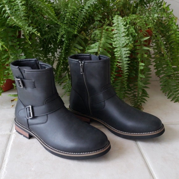 Men Boots with Buckle - Picture 2 of 3